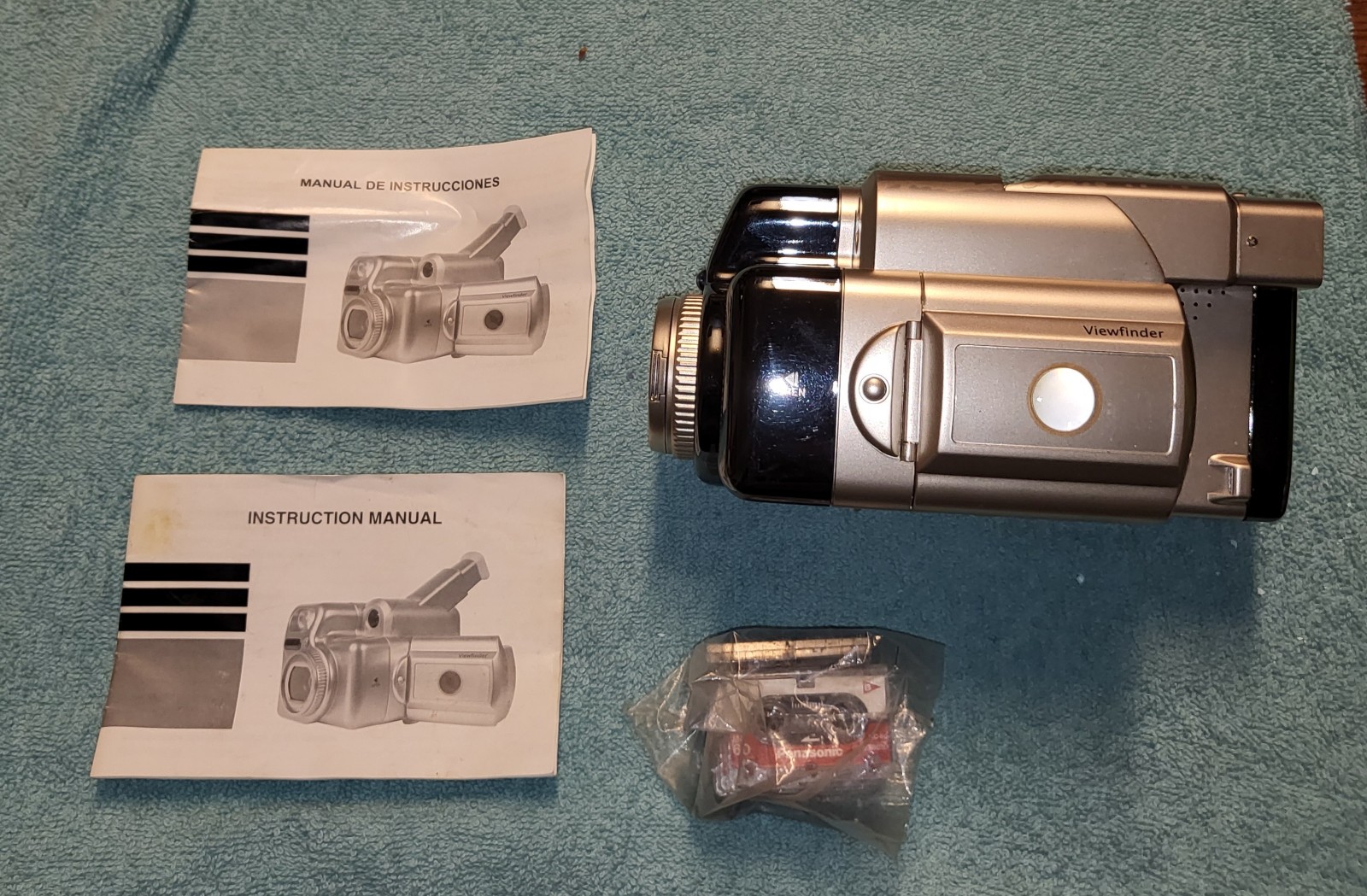 SONY V3000 Camcorder, 2 Instructions Books, 5 Mini Tapes