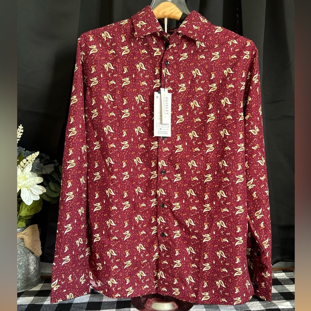 Silver Stone Men Large Button Down Shirt Maroon, yellow & white NWT