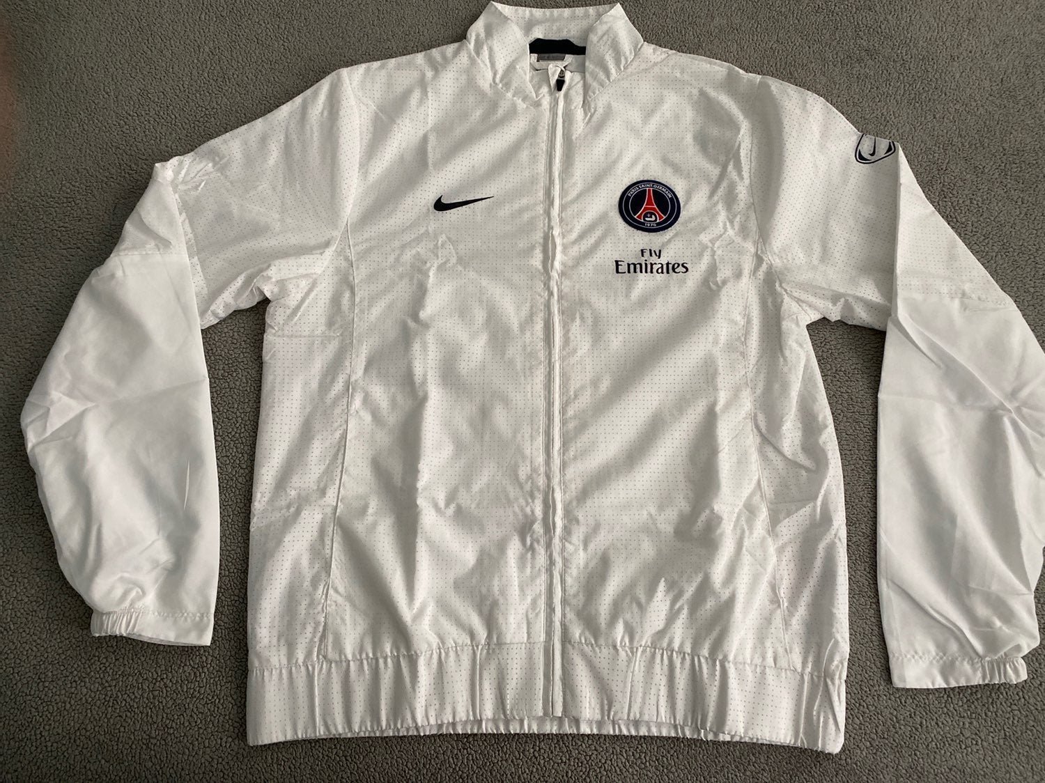 PARIS SAINT-GERMAIN NIKE PSG 2010/2011 PRESENTATION JACKET LARGE MEN