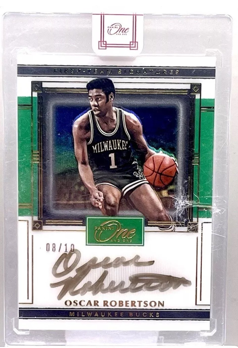 2020-21 Panini One And One Oscar Robertson First-Team Auto Gold /10