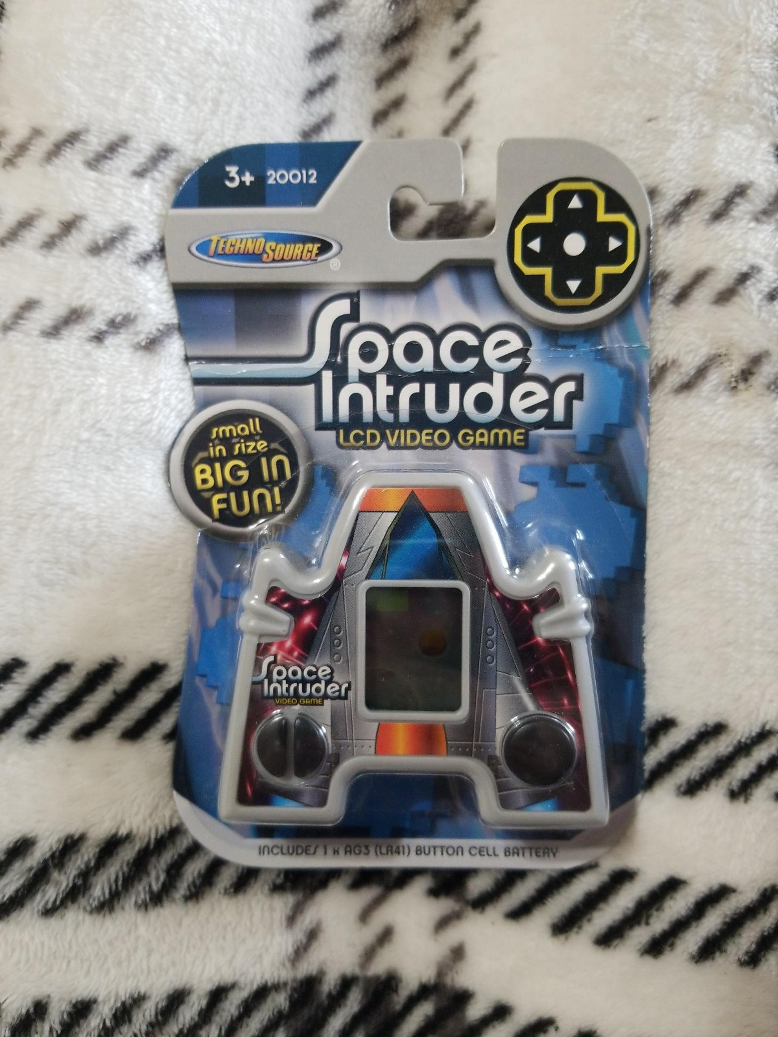 Techno Source Space Intruder LCD Video Game