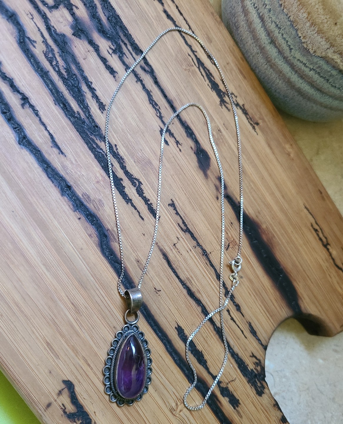 Vintage Style 925 Sterling Silver Amethyst Glass Pendent and Chain Necklace