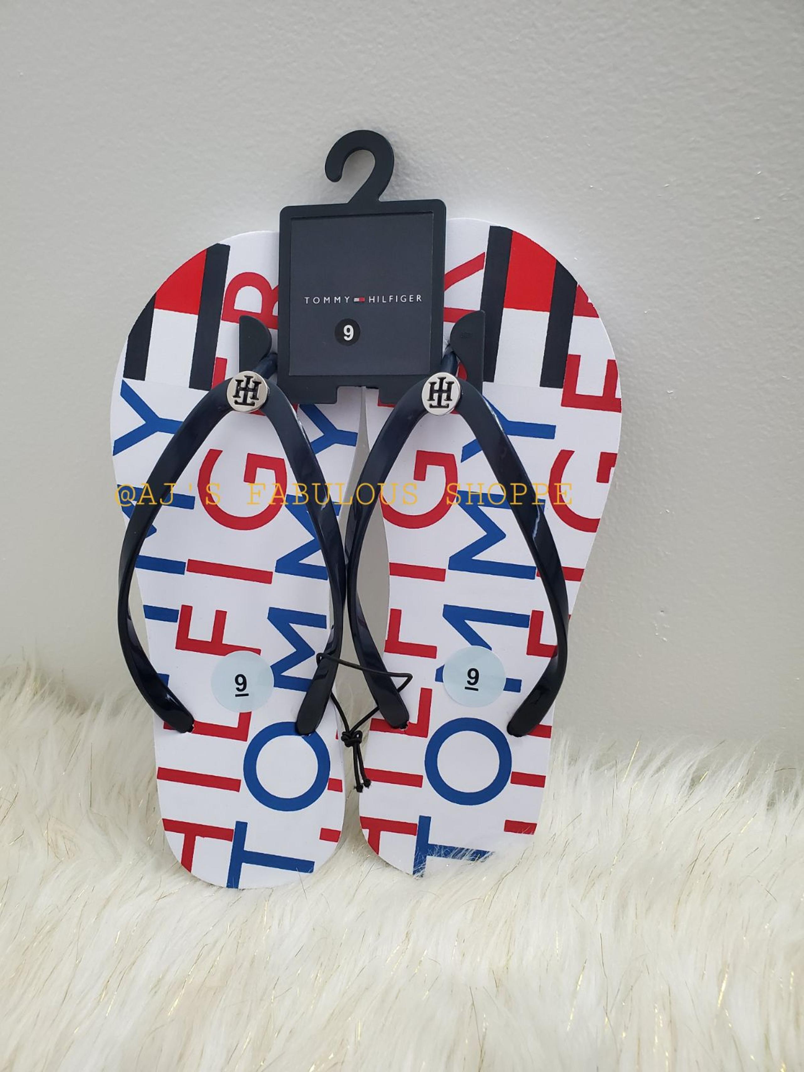 TOMMY HILFIGHER FLIP FLOPS 9