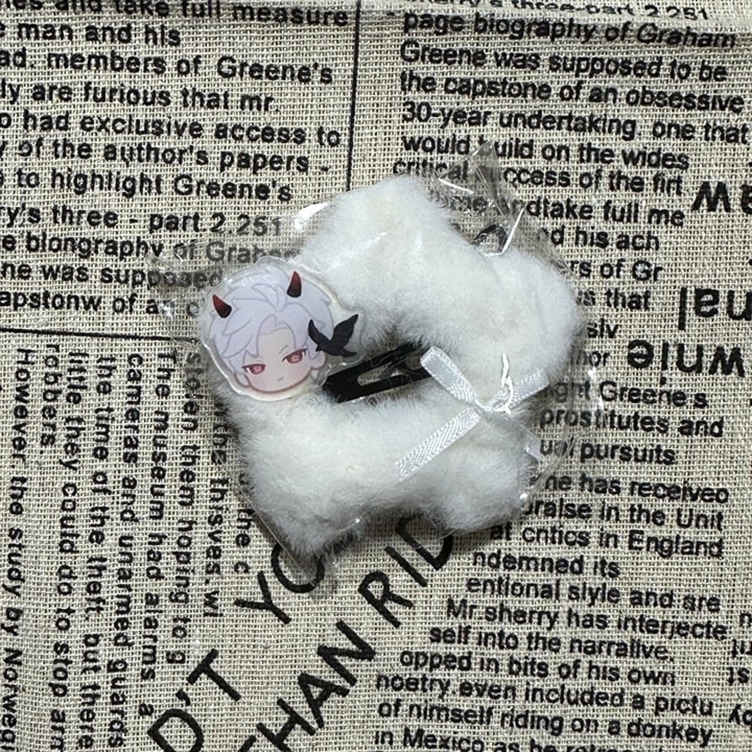 love and deep space sylus hair clip