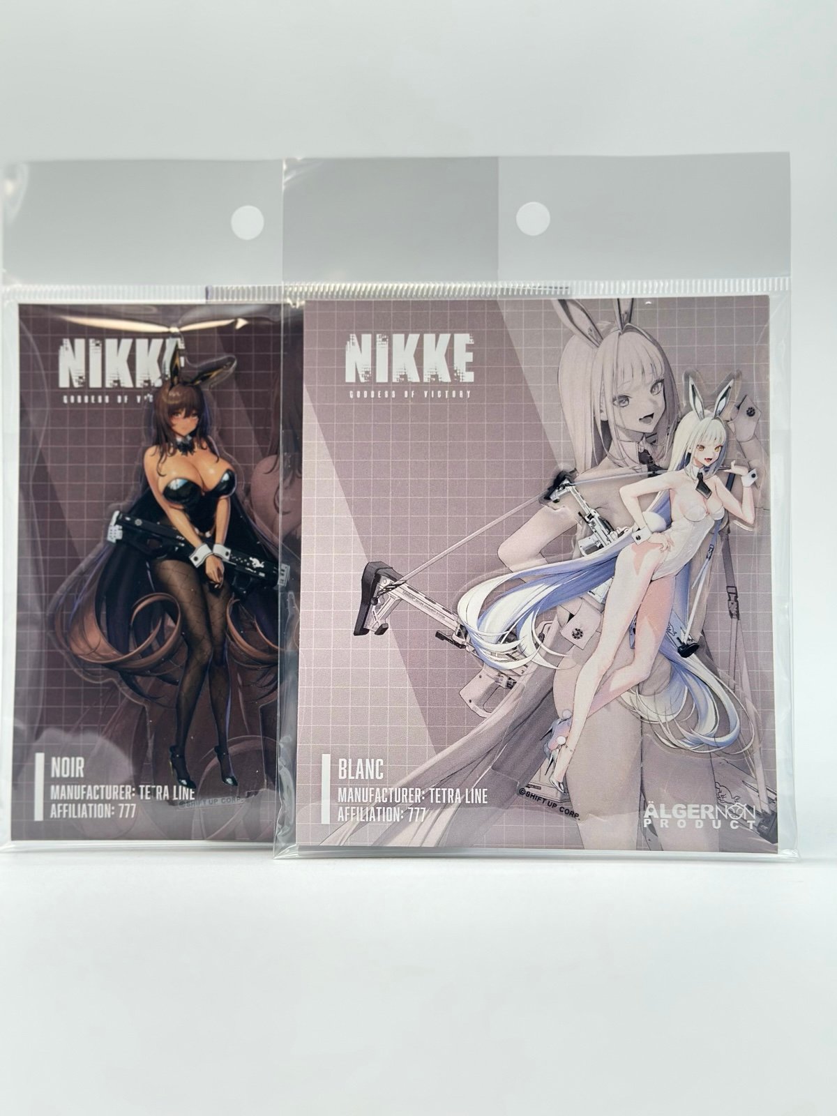 Goddess of Victory Nikke Acrylic Stand Noir/Blanc