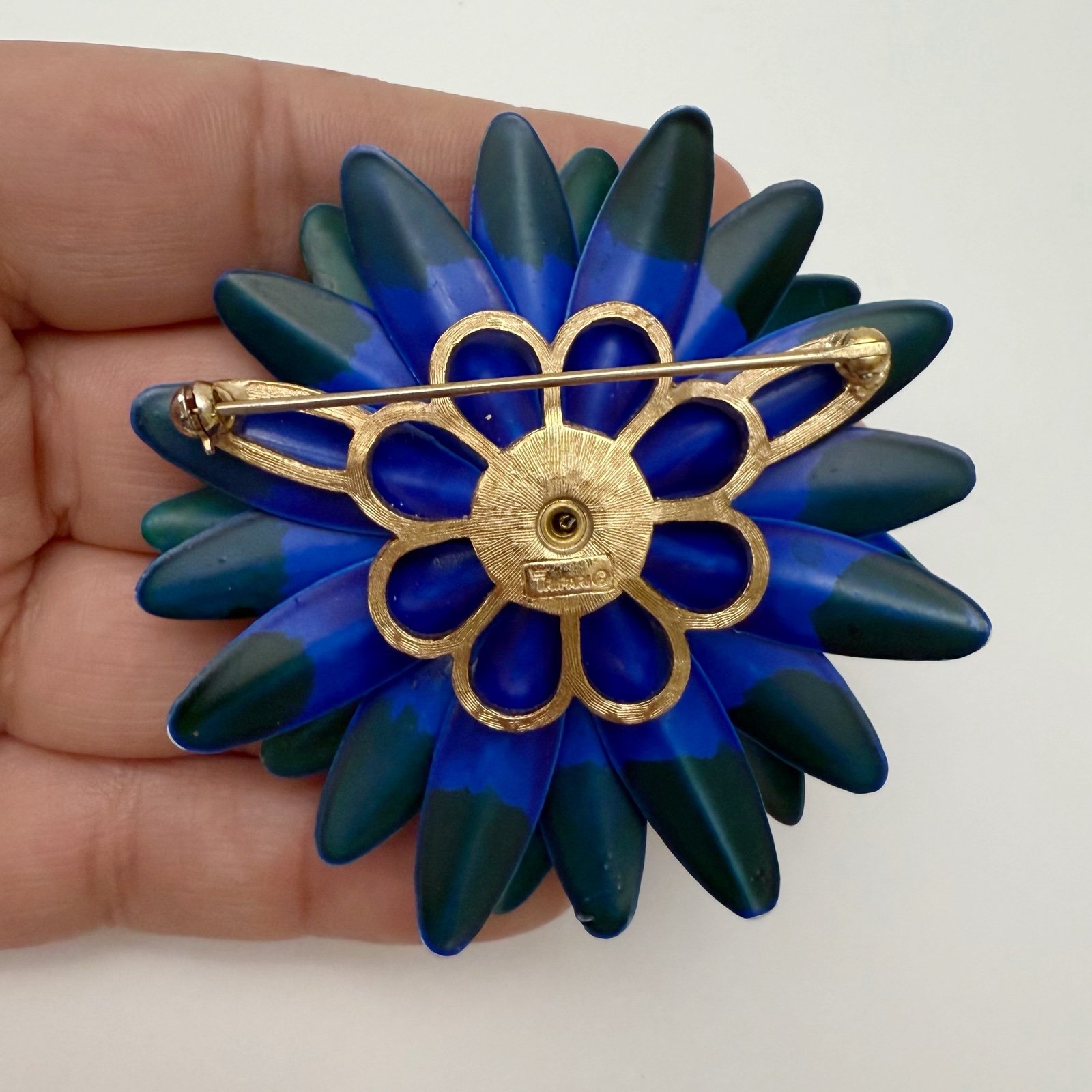 Vintage Crown Trifari Retro Blue Green Enamel Chrysanthemum