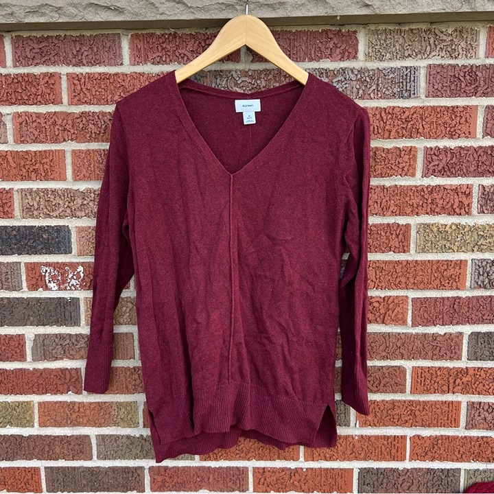 Old Navy Marled Burgundy V Neck Pullover Sweater