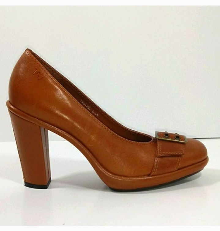 Tommy Hilfiger Brown pumps limited offer