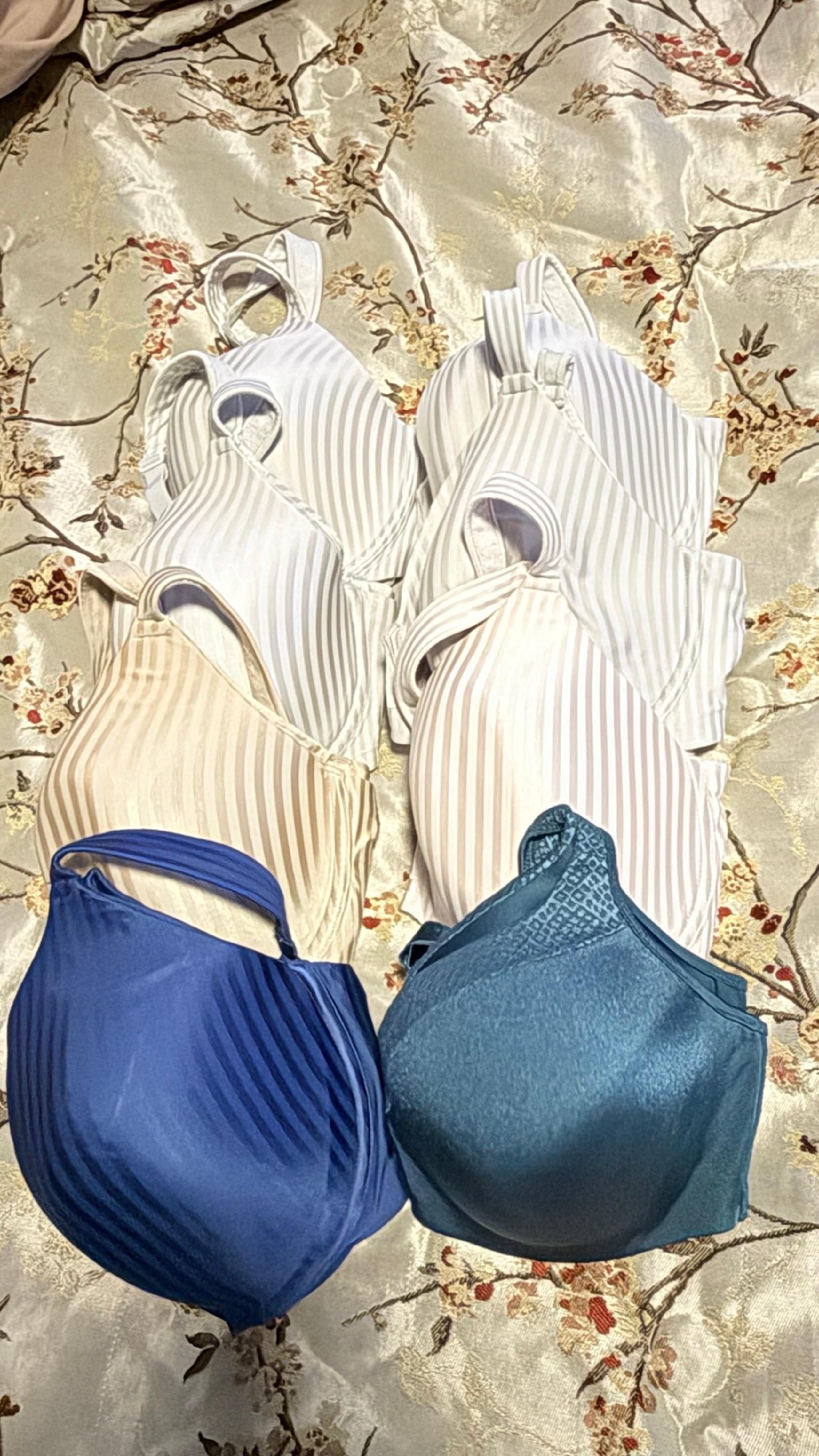Bras Playtex bundle 38DD