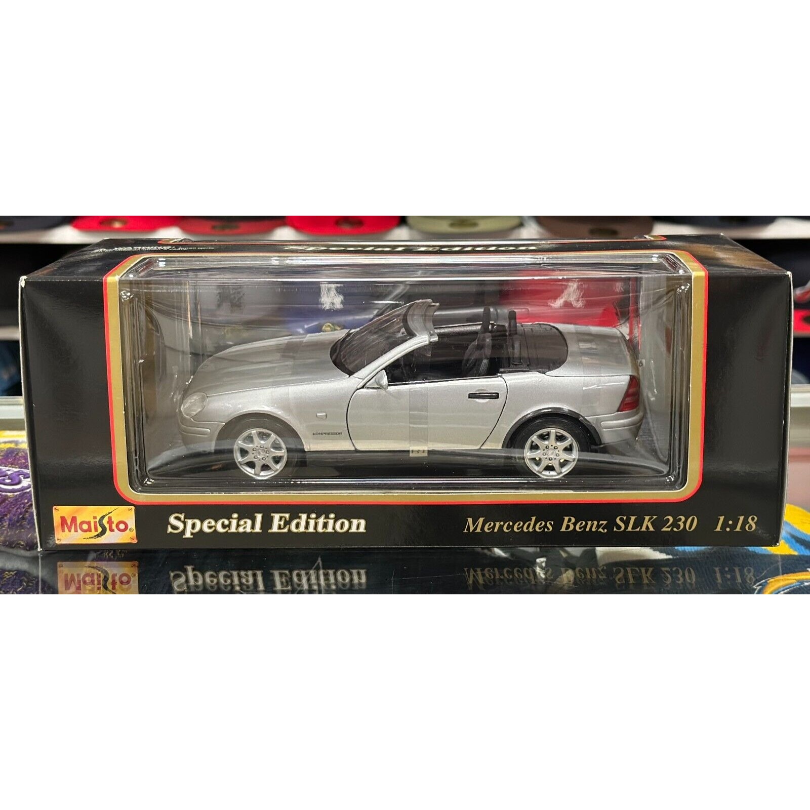Mercedes Benz SLK 230 Sliver Vintage Maisto 1/18 | New