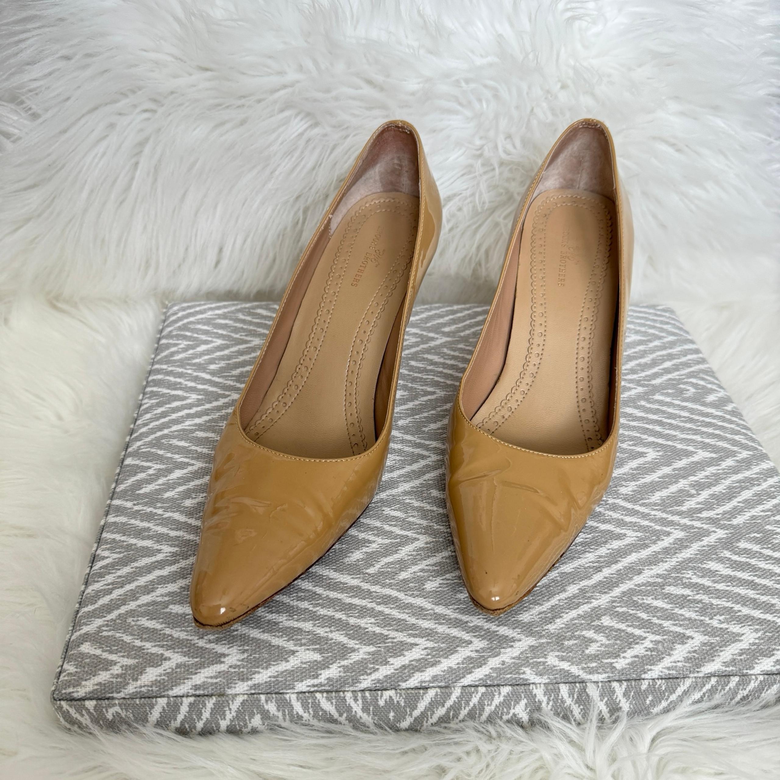 Brooks Brothers Tan Pumps 7