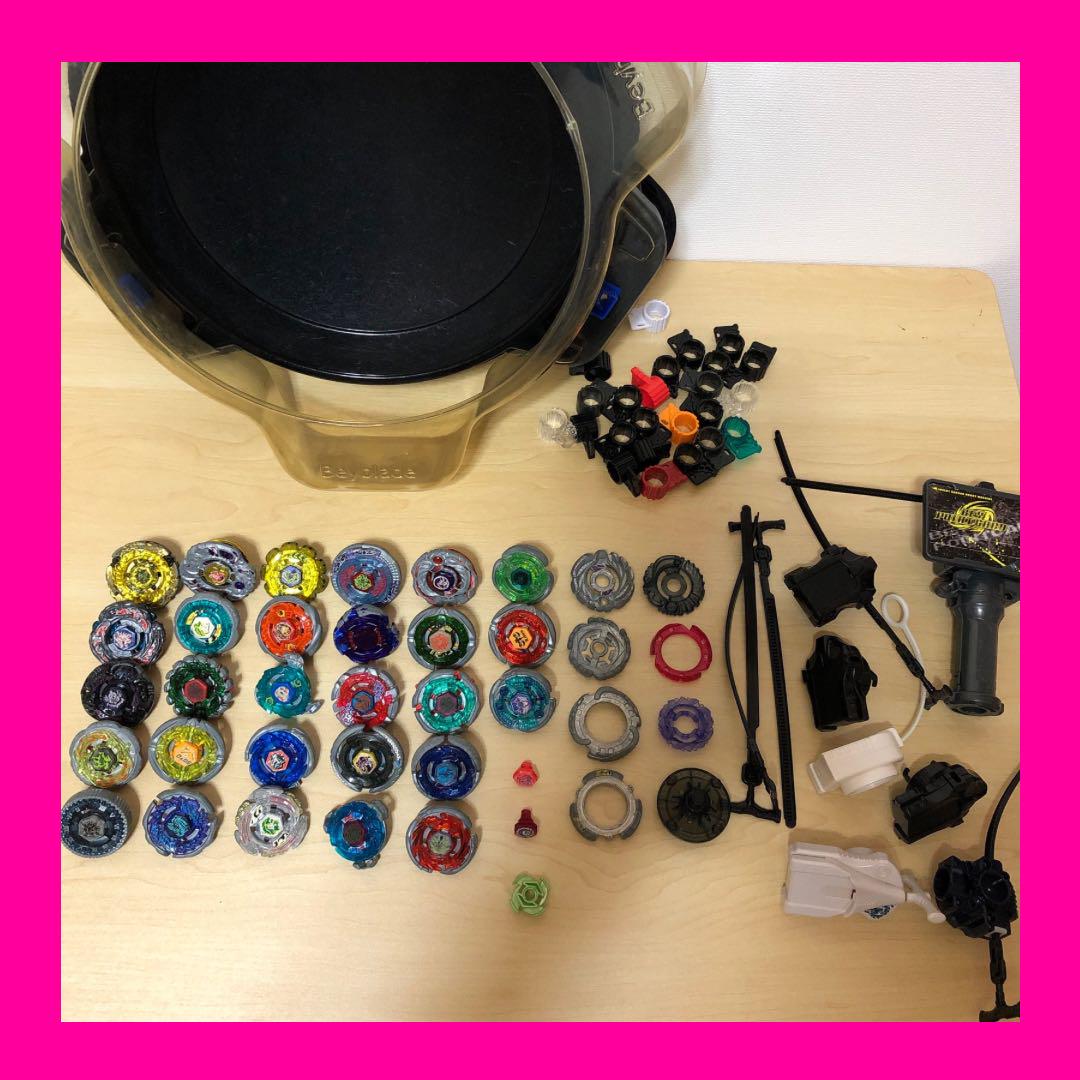 Metal Fight Beyblade Lot with Battle Stadium