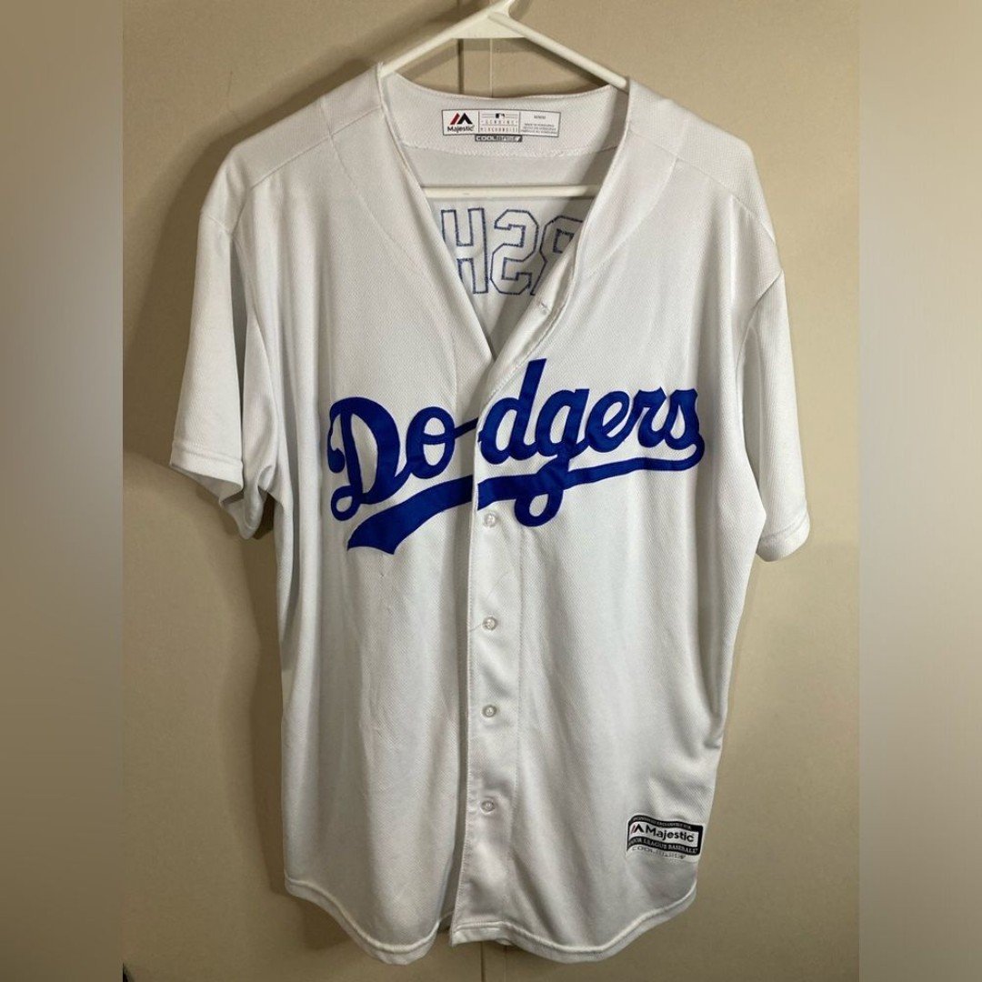 Dodgers Kershaw #22 Baseball Jersey, Size Medium
