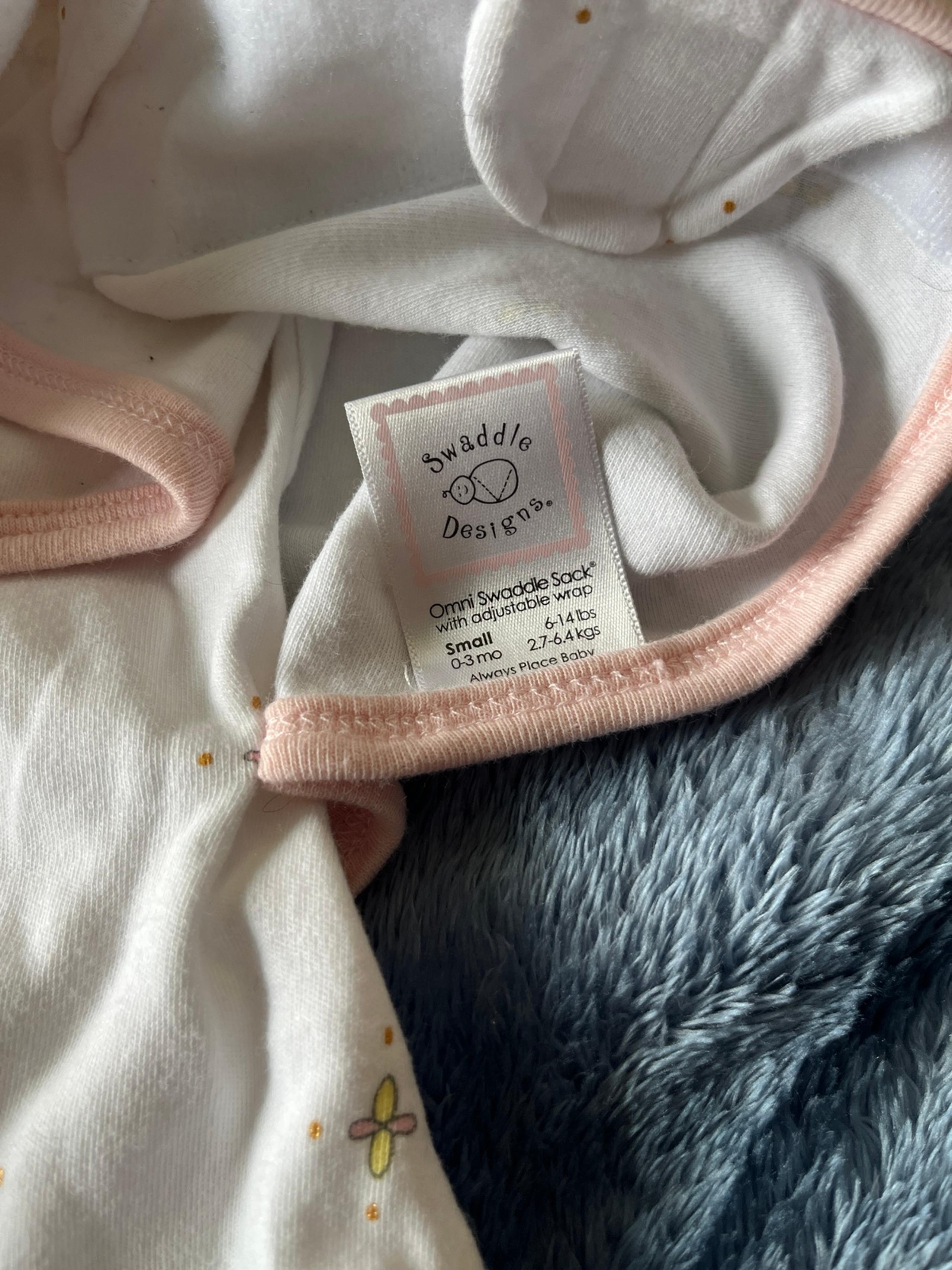 Multi-wear baby swaddle