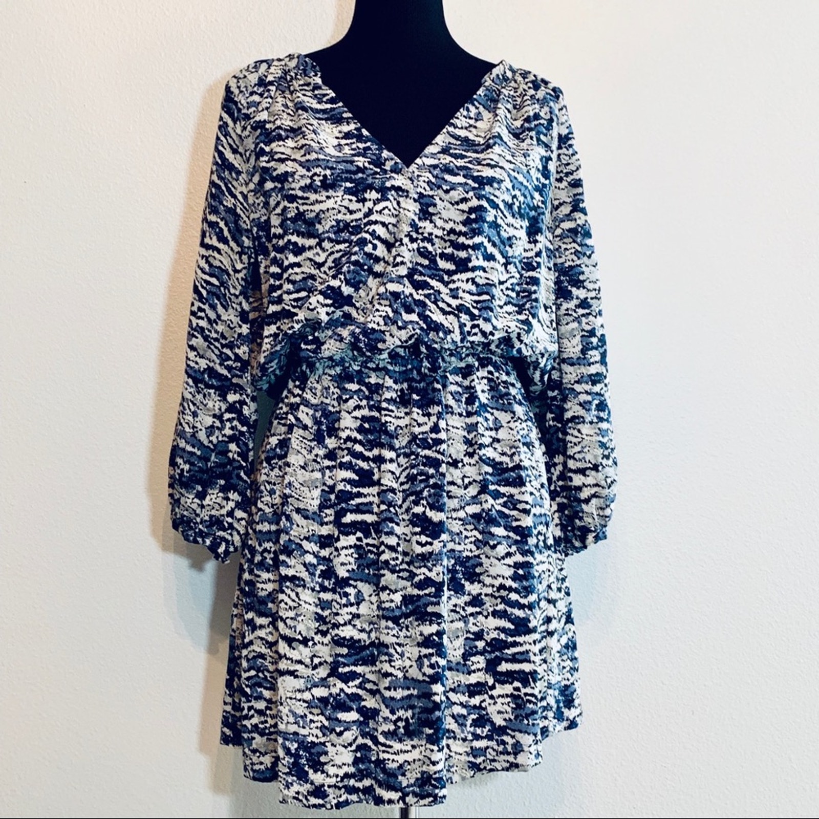 Joie blue taupe cream watercolor silk dress size Extra Small