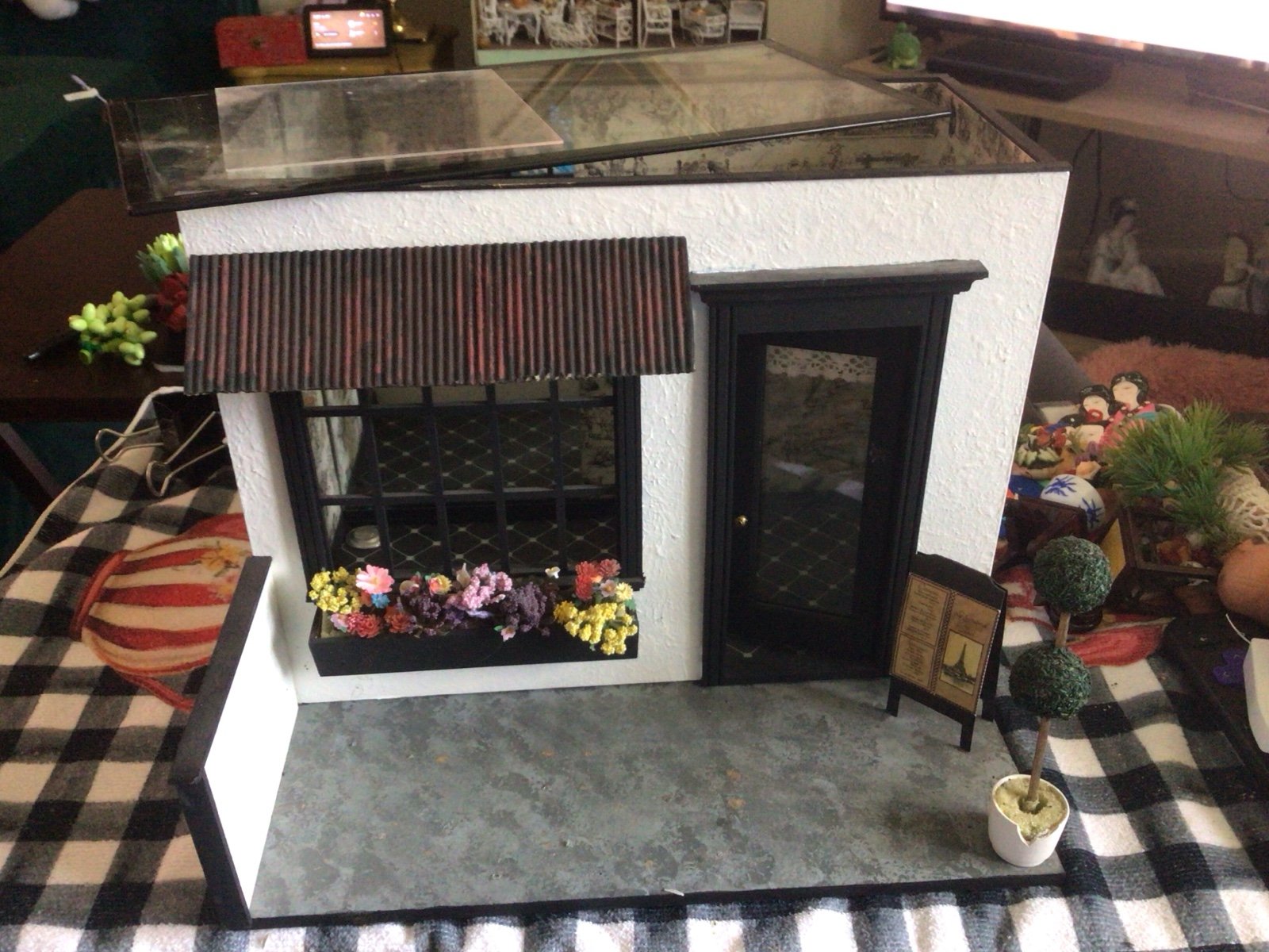 Dollhouse French Cafe diorama Shadowbox memory