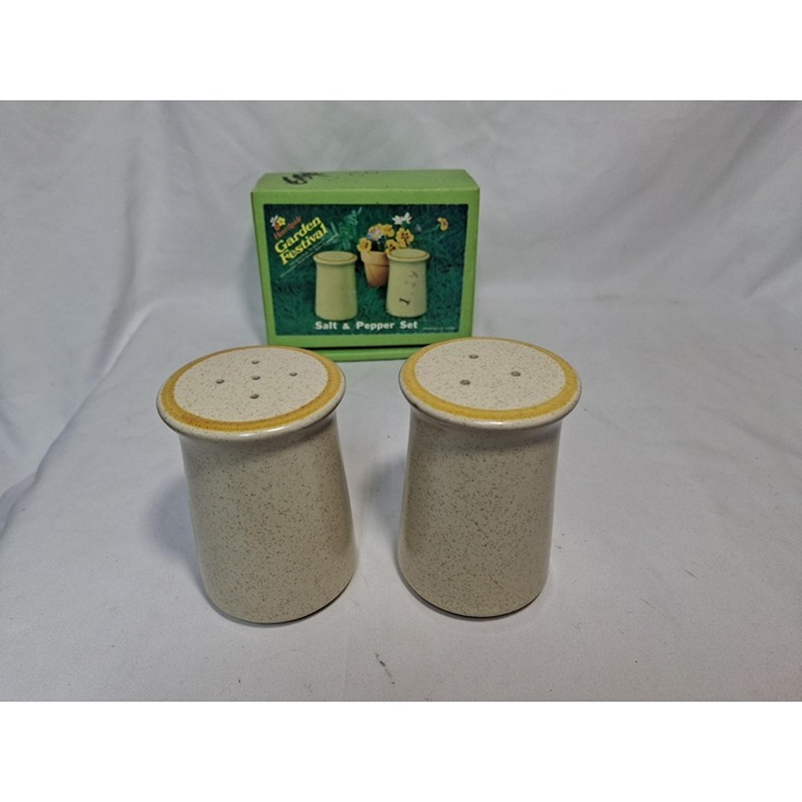 Japan Hearthside Garden Festival Stoneware Salt & Pepper Shakers No Chips