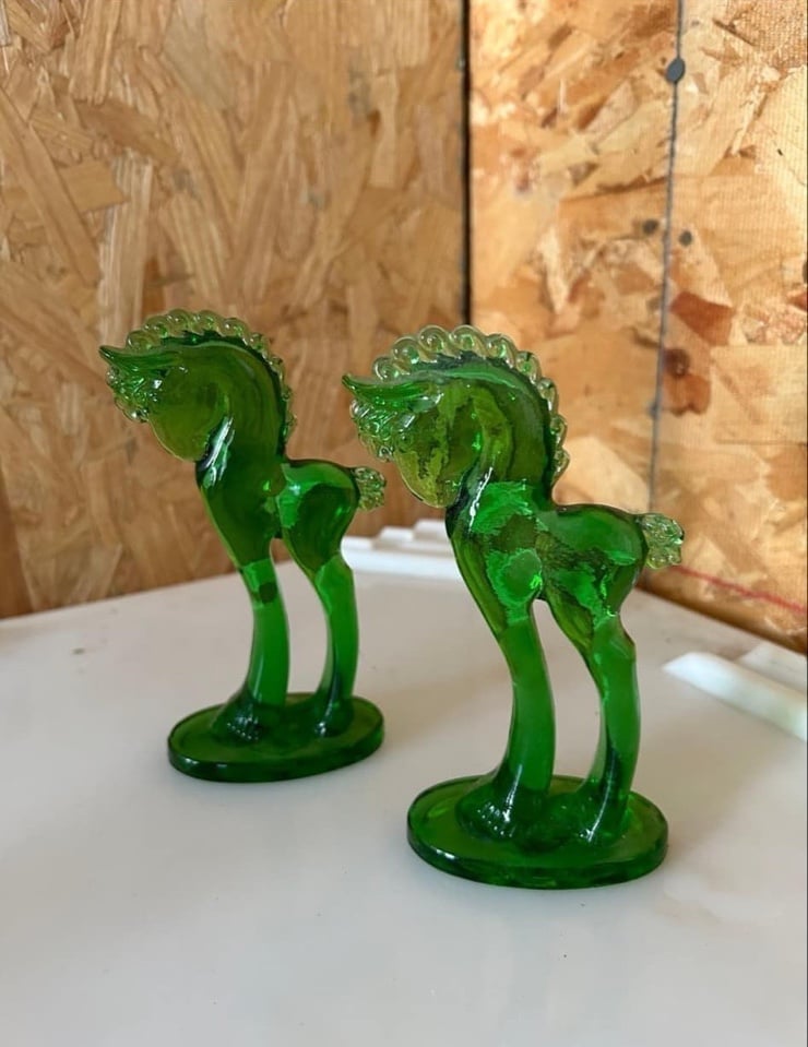 HTF Retired Green Pony Glass