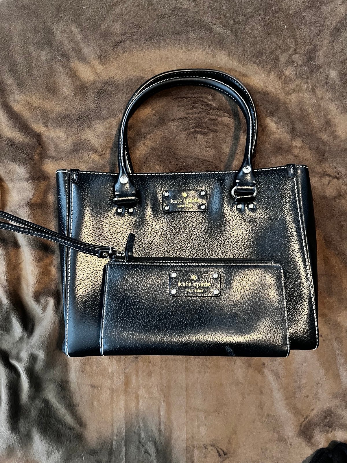 Used Kate Spade New York Wellesley Quinn Black Leather Tote and matching wallet