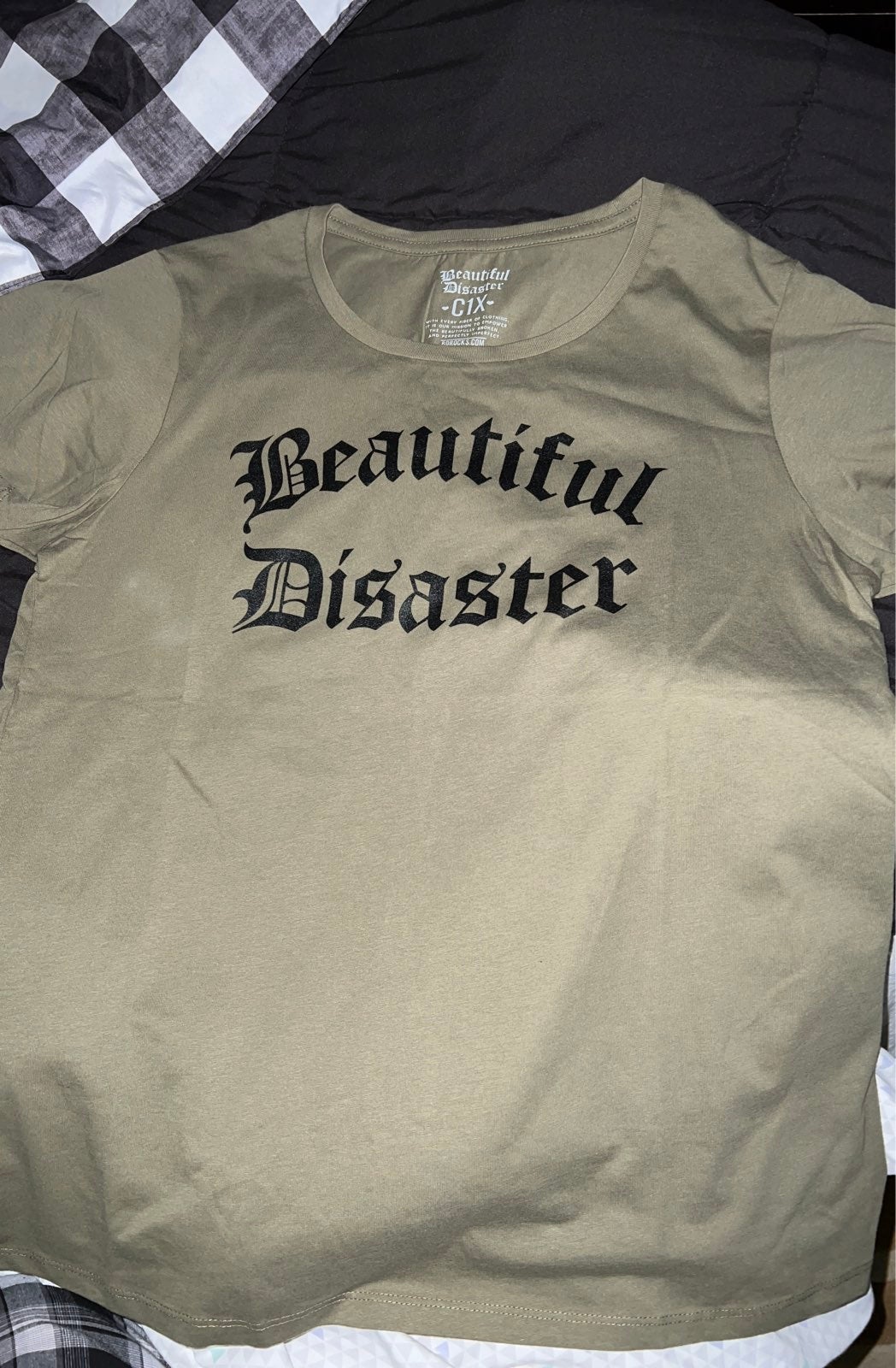 IDcommerce Queen of Disaster Womens T-Shirt Medium Gray IDcommerce Queen of Disaster Womens T-Shirt Medium Gray