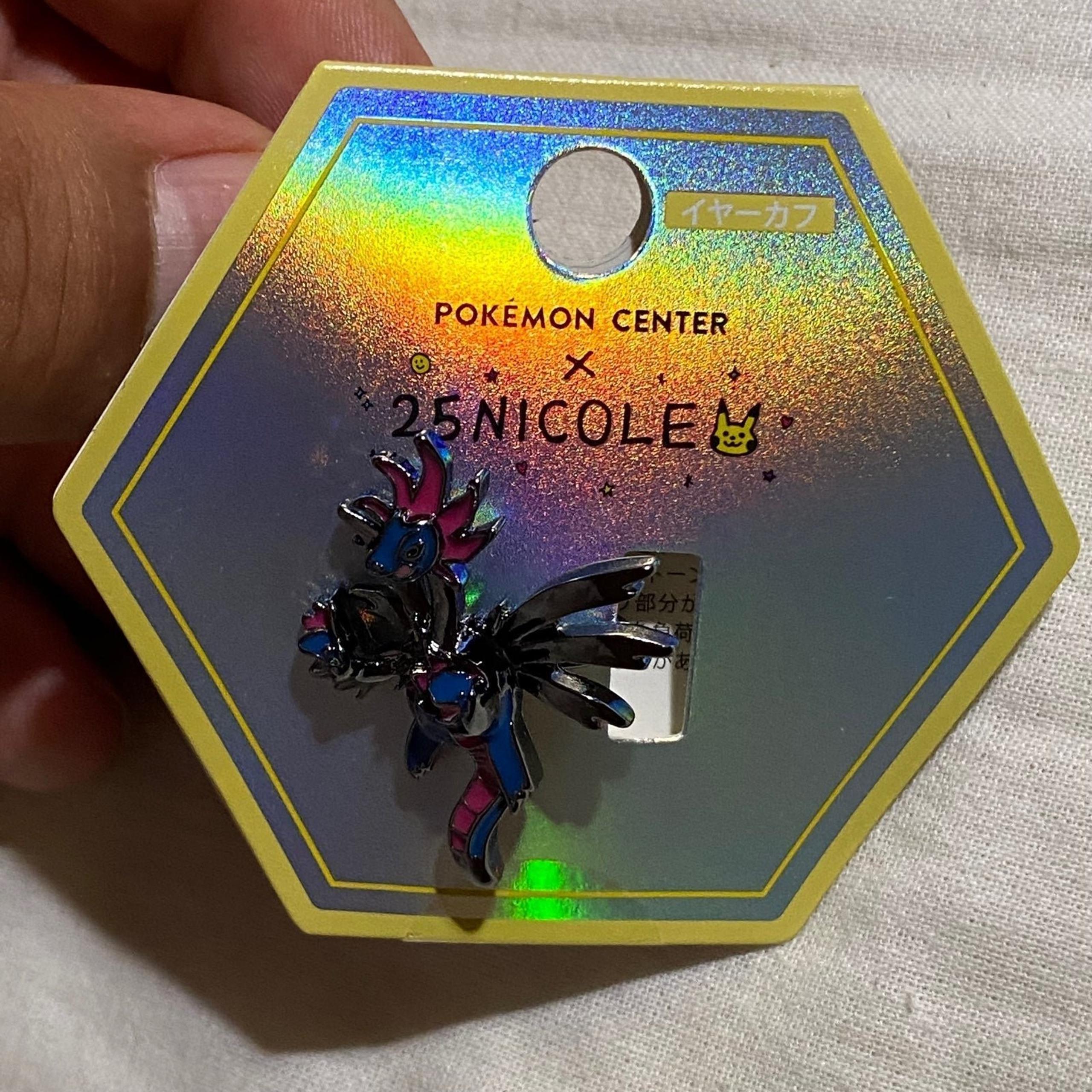Pokemon Center Japan Hydreigon 25NICOLE earcuff