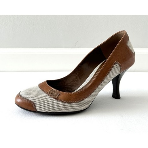 パンプス BURBERRY BROWN PUMPS Burberry Brown Pumps | Mercari