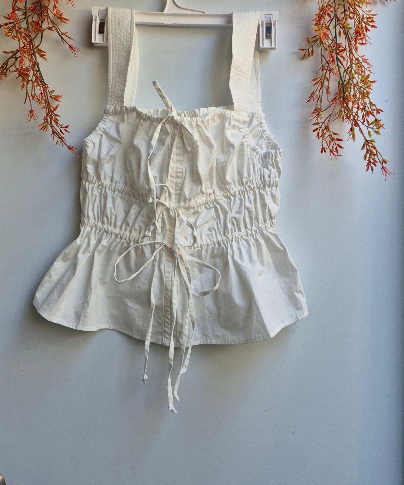 Solai Tuscan Tie Tank Color White size Small.