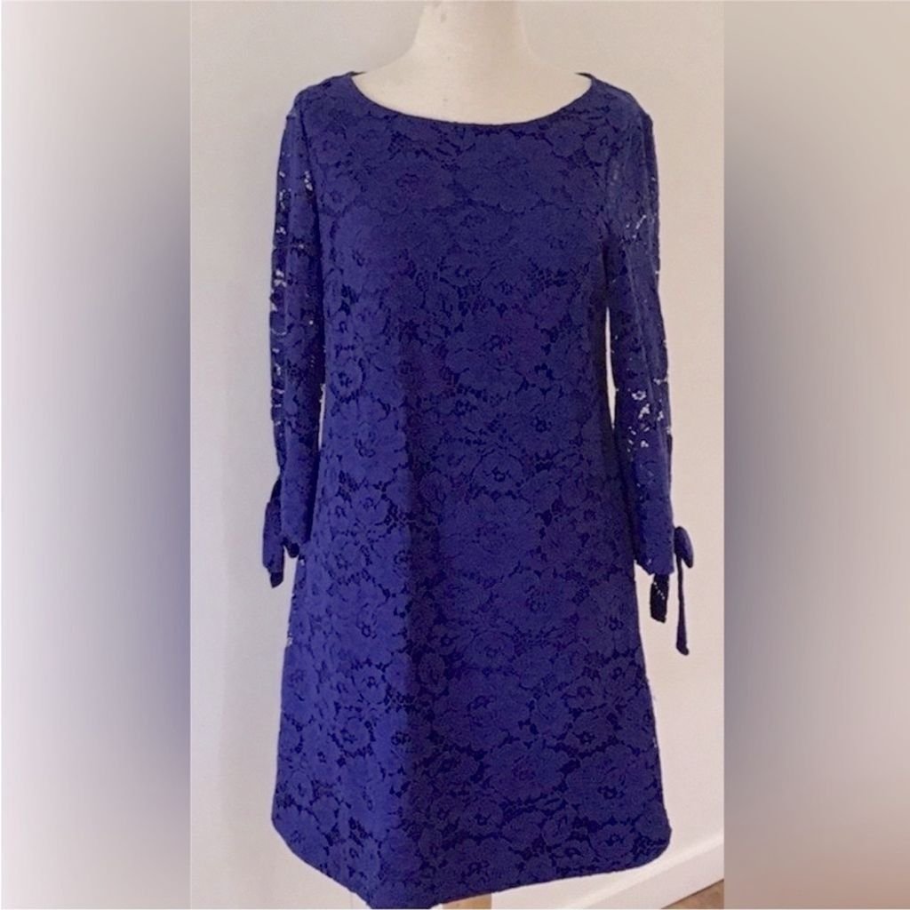 Vince Camuto Royal Blue Lace Long Sleeve Floral Cocktail Dress