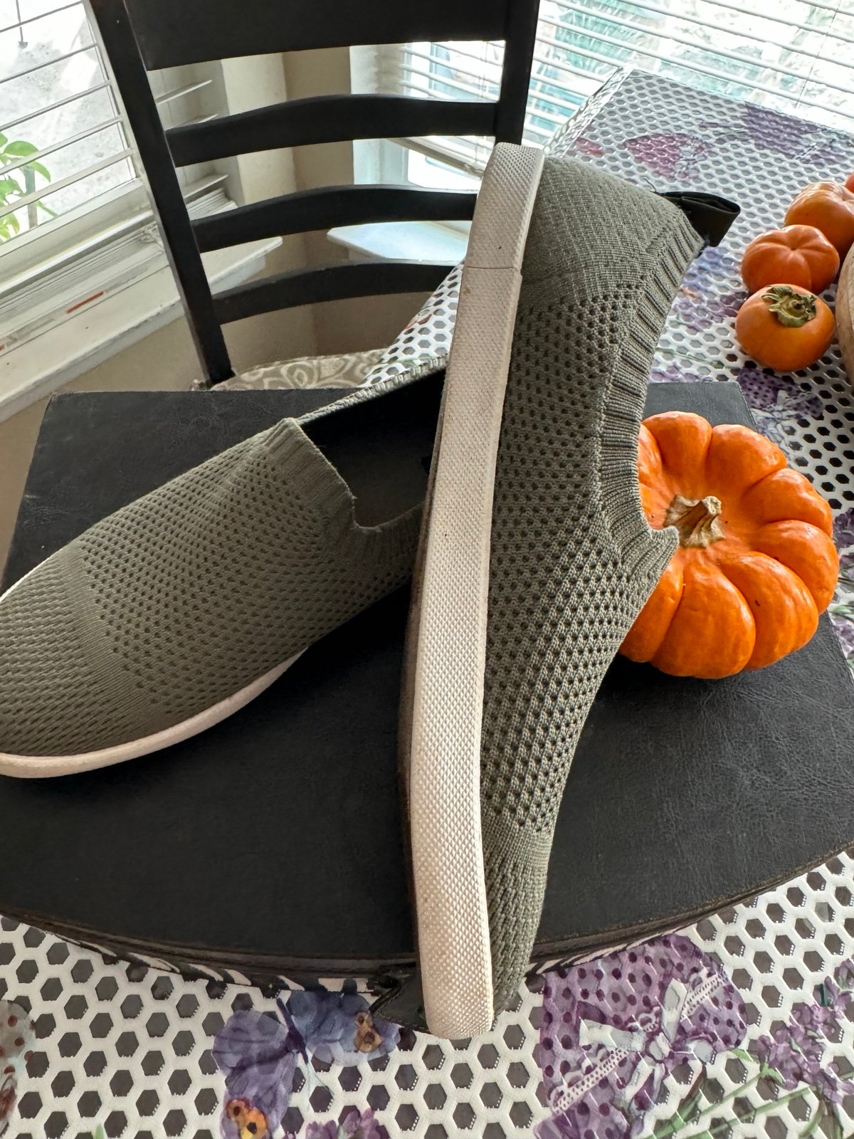 Nautica Womens Slip-On Canvas Sneaker 8