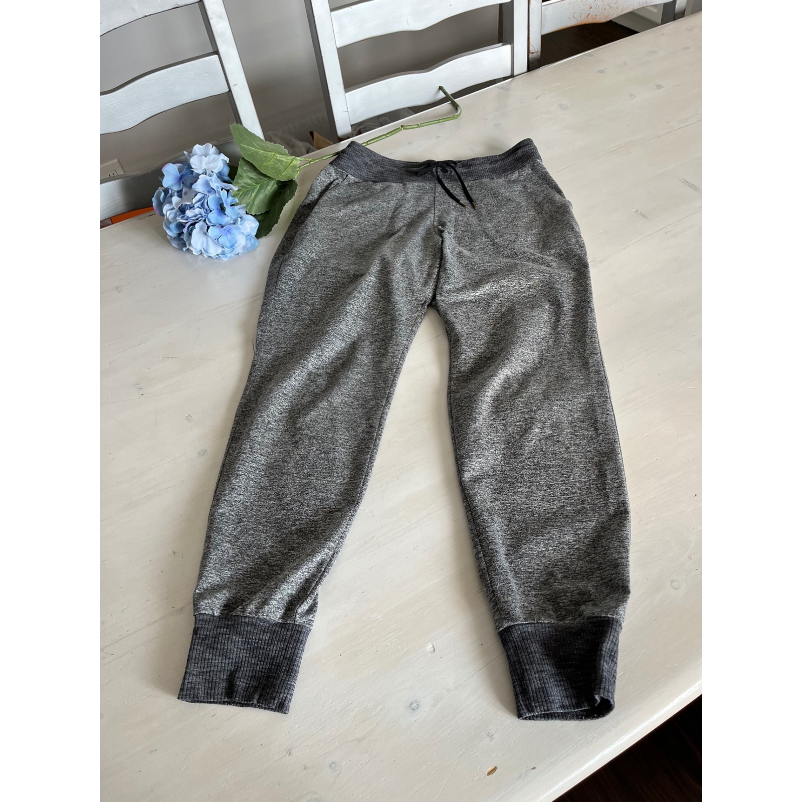 Athleta Joggers Lounge Drawstring Heather Gray Athleisure Pants Size S