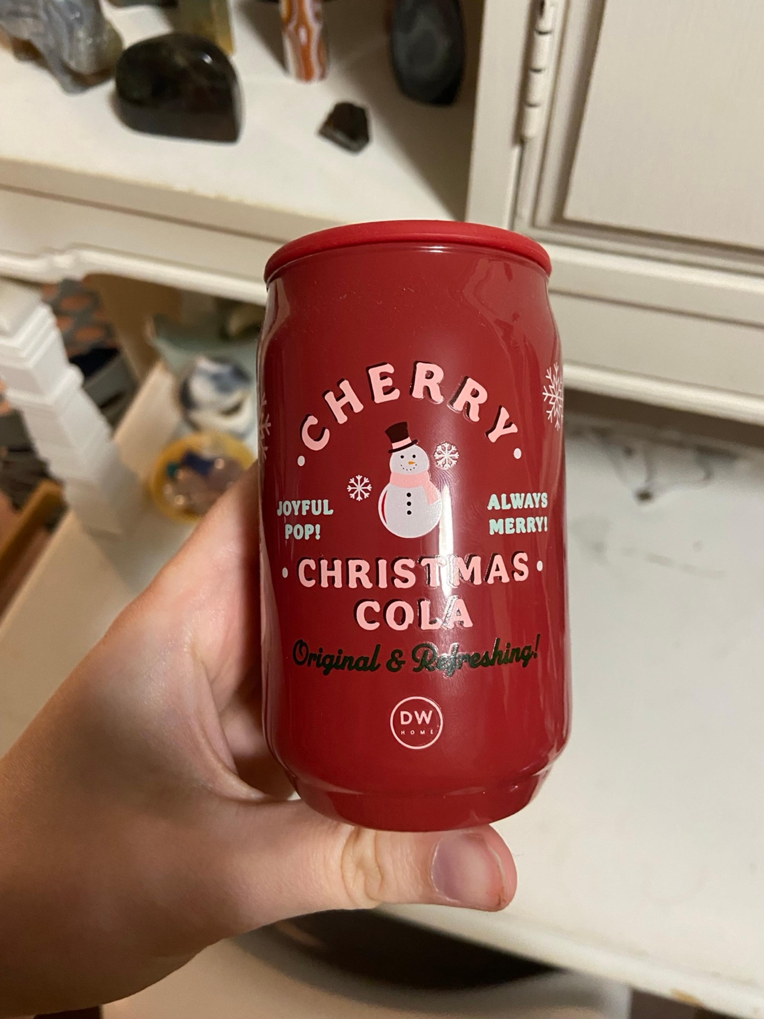 DW Home Cherry Christmas Cola Candle