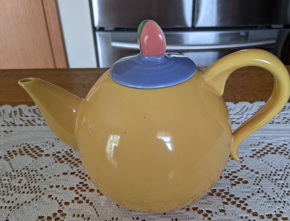 Lindt Stymeist Colorways Teapot