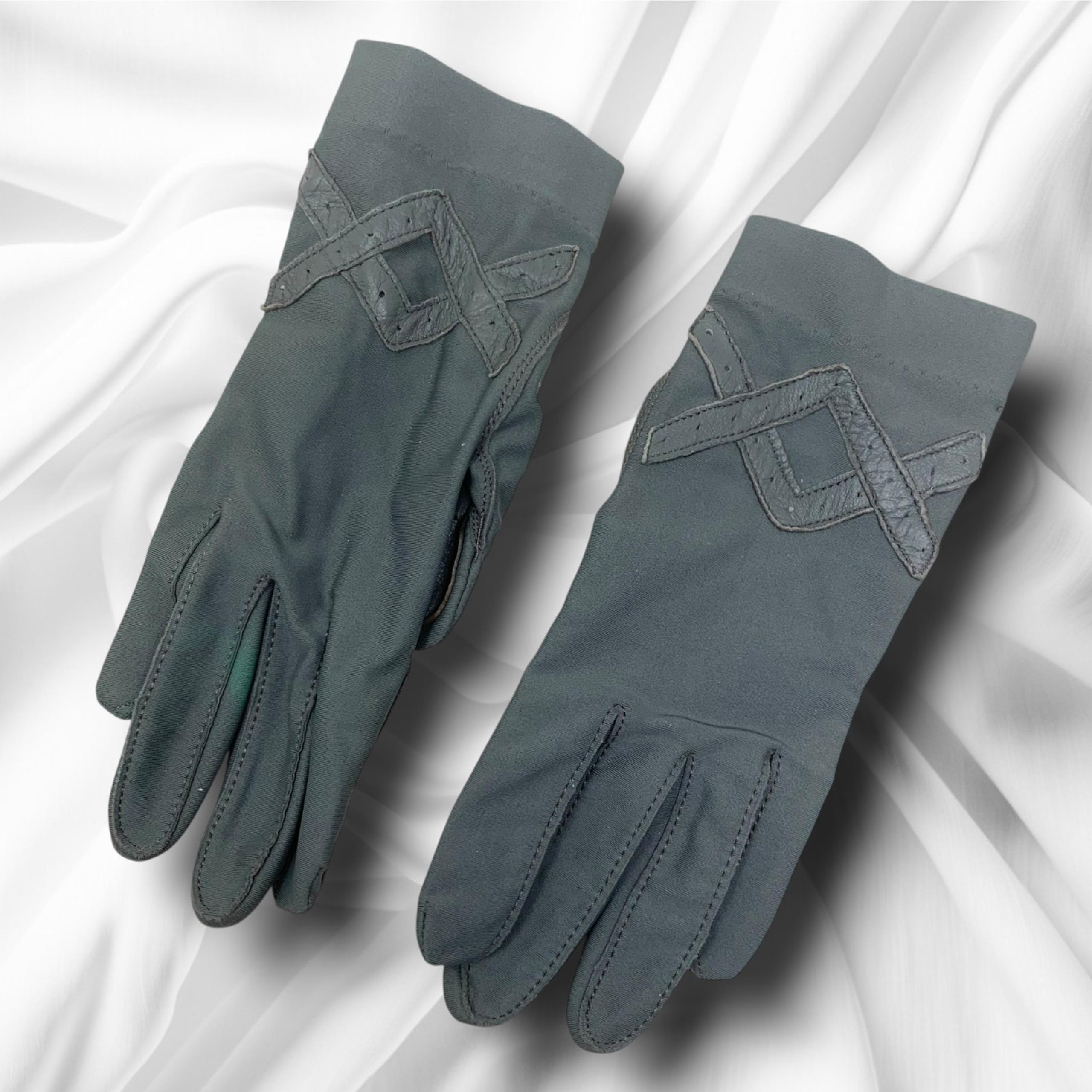 Vintage Fownes One Size Fits All Gray Stretch Nylon Spandex Driving Gloves READ