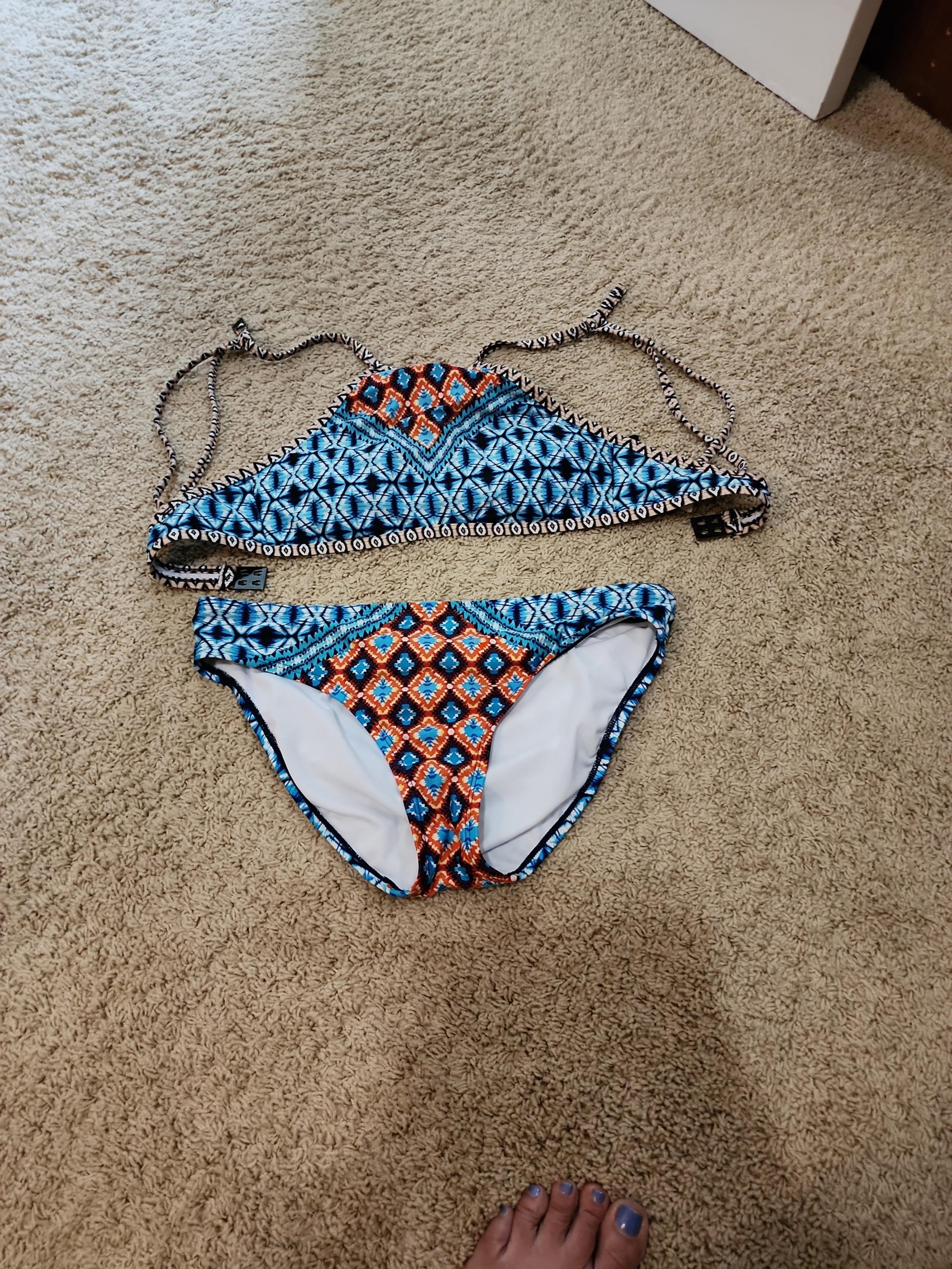 Kenneth Cole New York bikini set two pieces