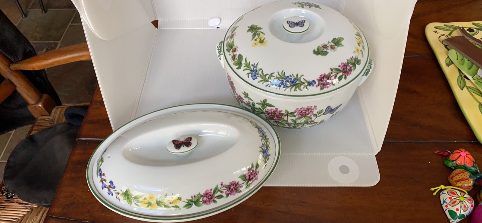 Covered casserole, 2 sizes available priced per dish