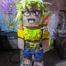 Roblox pinata