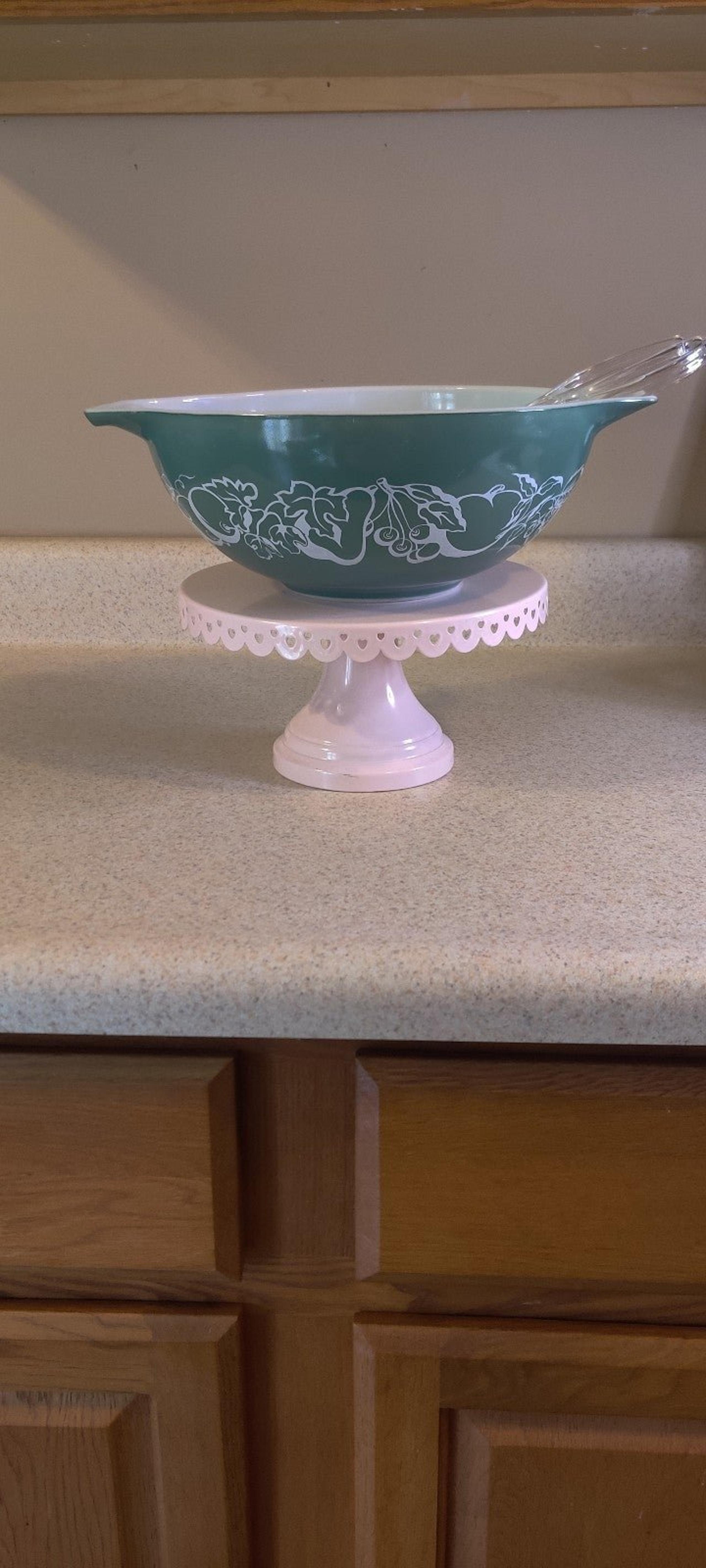 Promotional Vintage Pyrex Salad Bowl