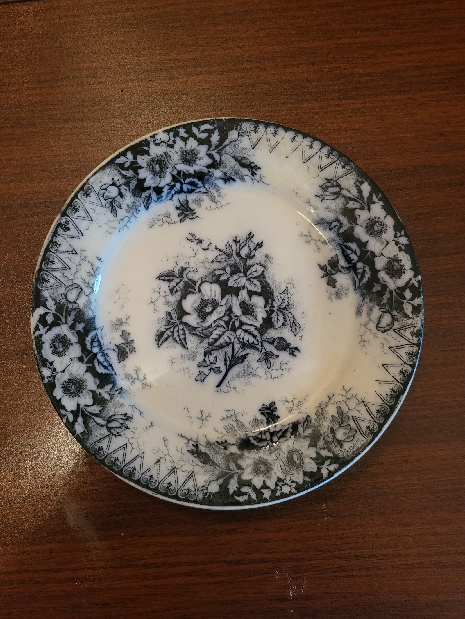 1890 Royal Bonn Wildrose Plate Blue & White