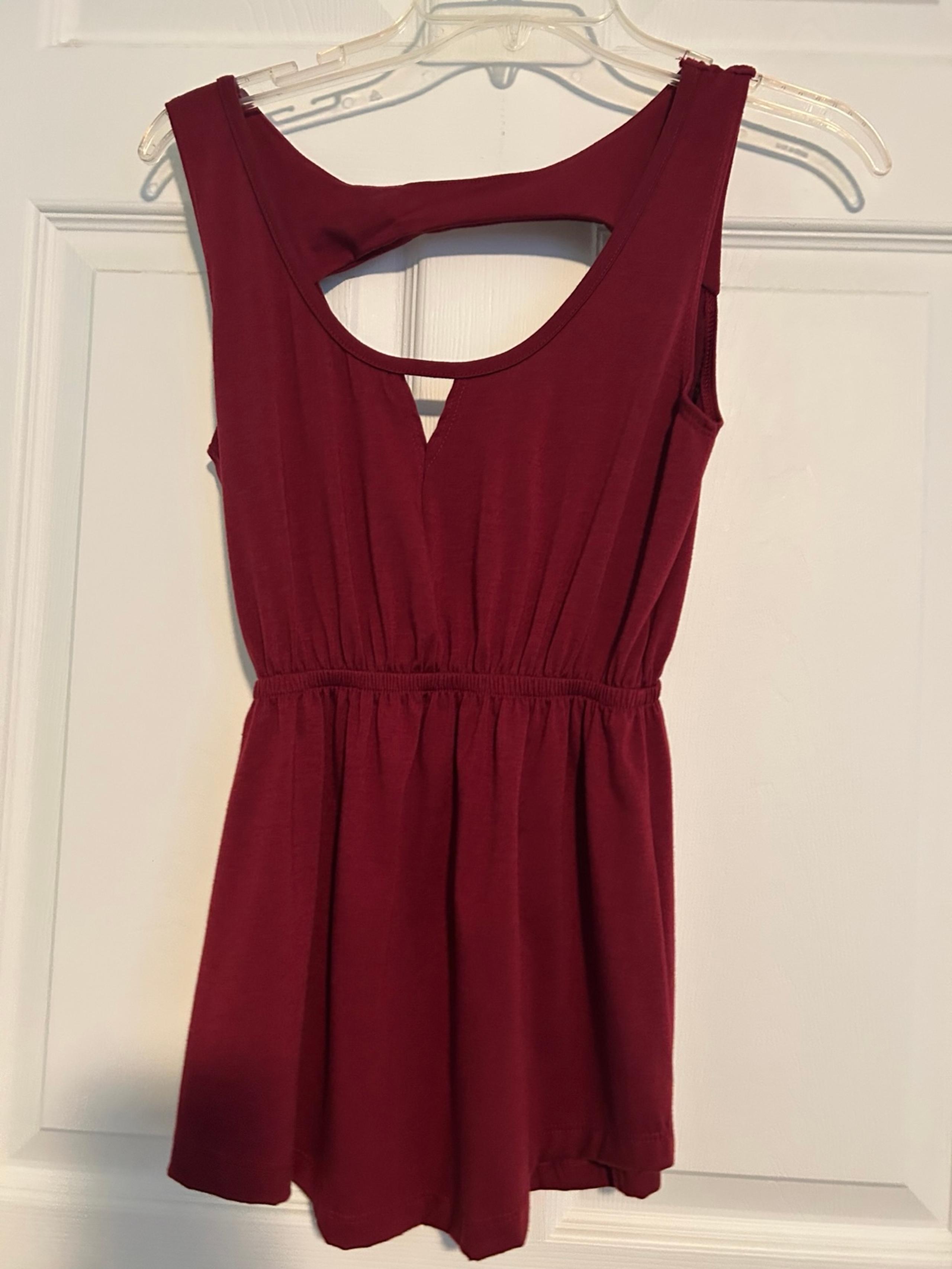Junior women top xsmall - Maroon/ burgundy Four star NEW