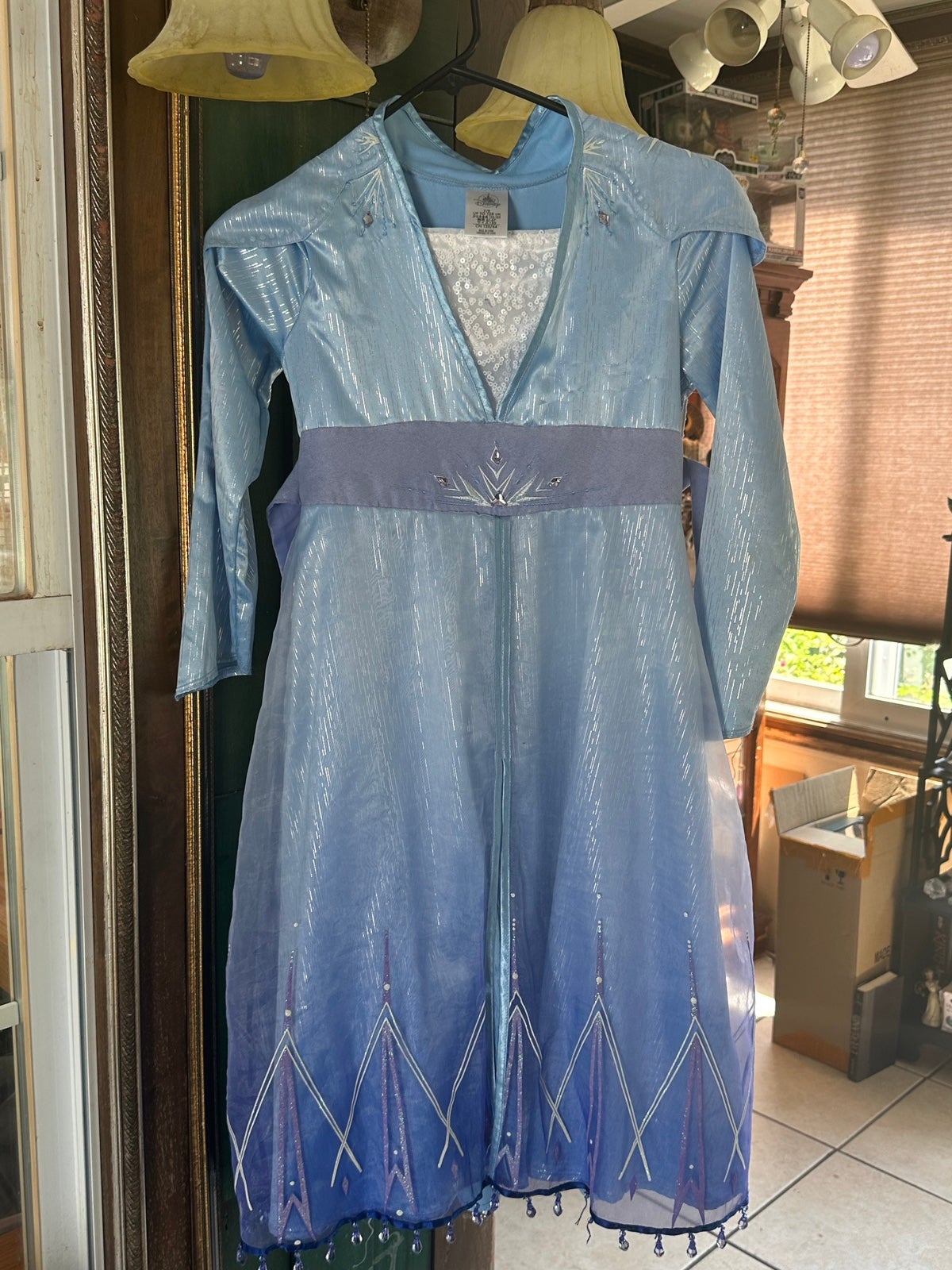 Girls Disney Elsa costume size 7/8