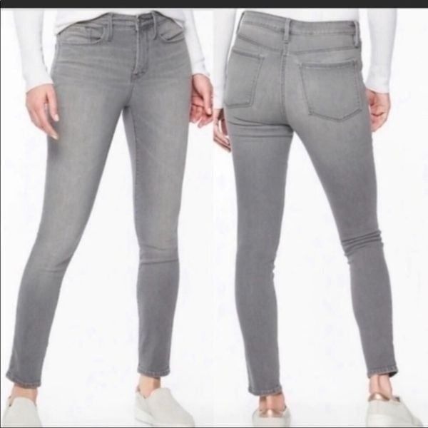Athleta Sculptek Skinny Gray Wash Jeans
