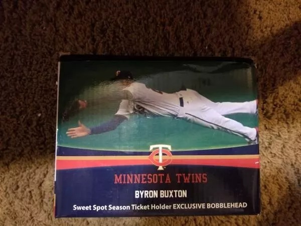 2017 BYRON BUXTON SEASON TICKET HOLDER BOBBLEHEAD MN TWINS Limited Edition: 1600