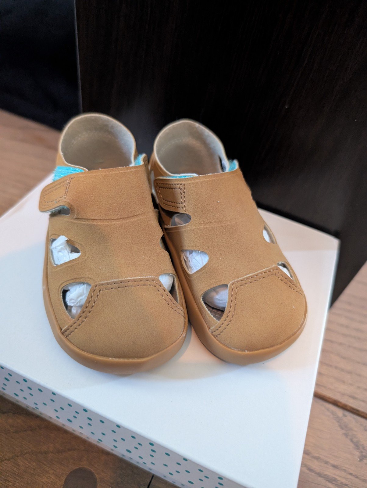 NEW - Ten Little Everyday Sandals - size 5.5