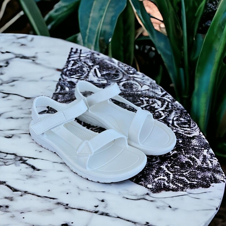 Teva Men's White Hurricane Drift Sport Water Sandals Size 12 Rubber Outdoor