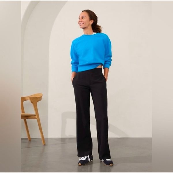 Athleta Endless High Rise Flare Pant Size 6
