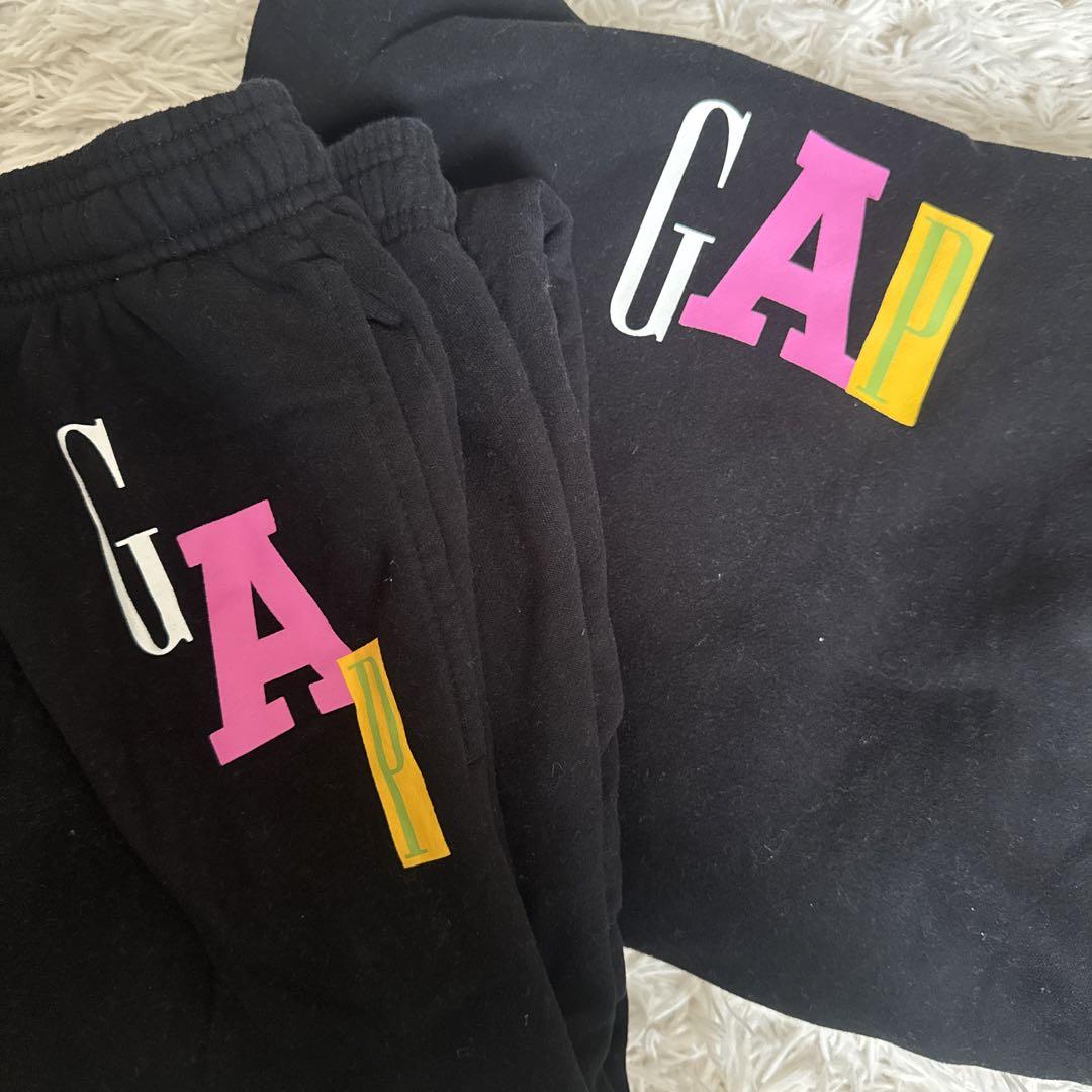 GAP logo sweatpants and hooded top set