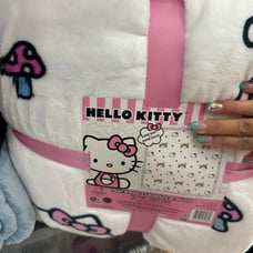 Hello kitty mushroom throw