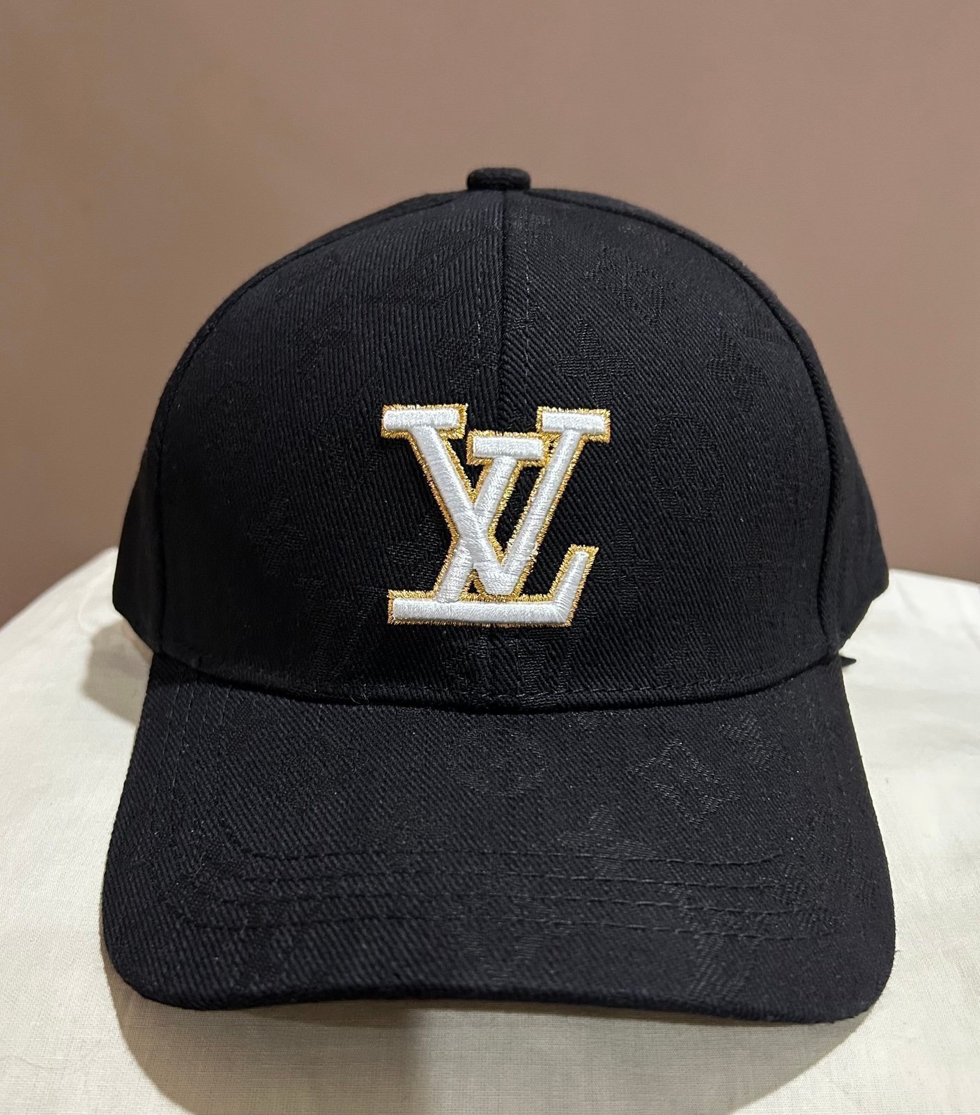 Embroidered Logo Baseball Cap Black