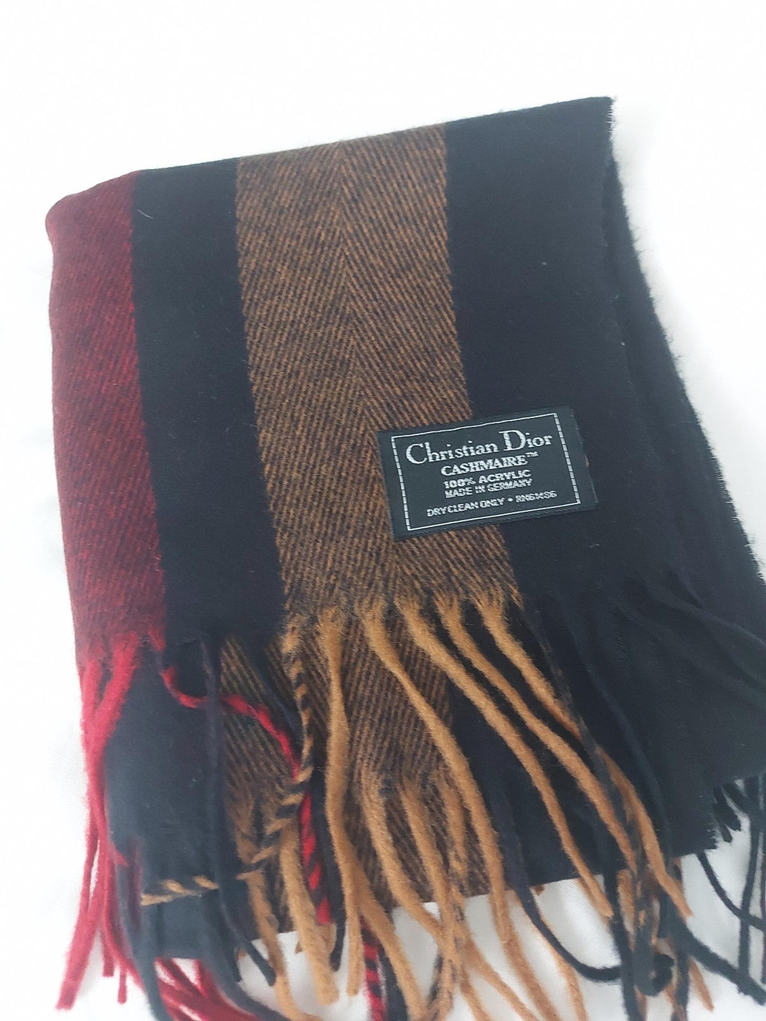 Christian Dior scarf colors : black, red, and brown