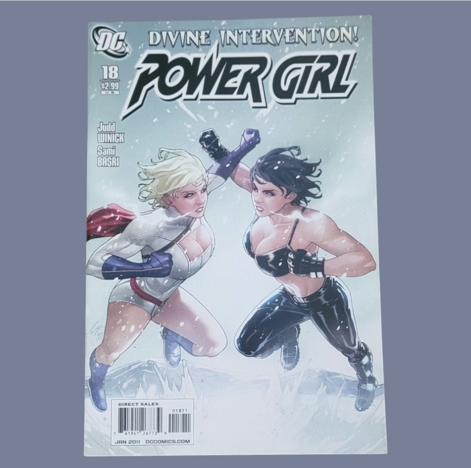 DC Power Girl: I Don't Know Your Name January 2011 #18 Comic Book